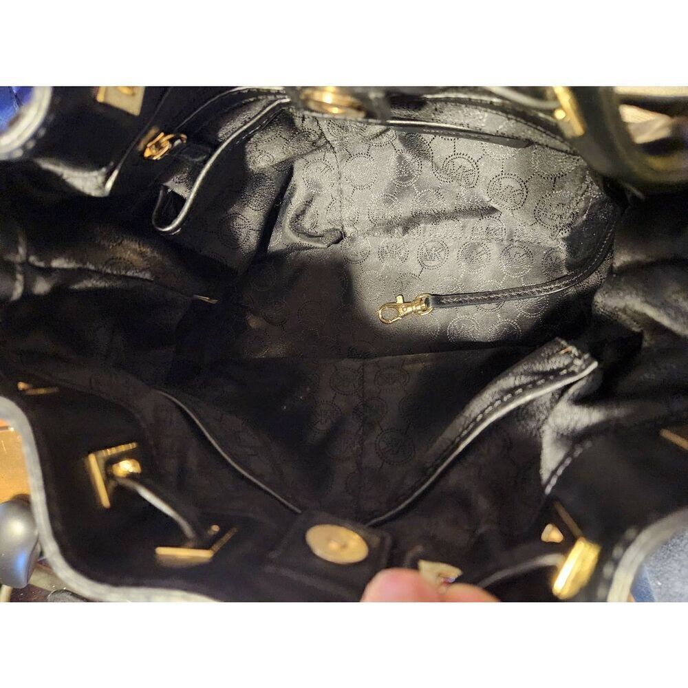 Michael Kors Color Black and gold Shoulder/crossbody Bag - Picture 4 of 5